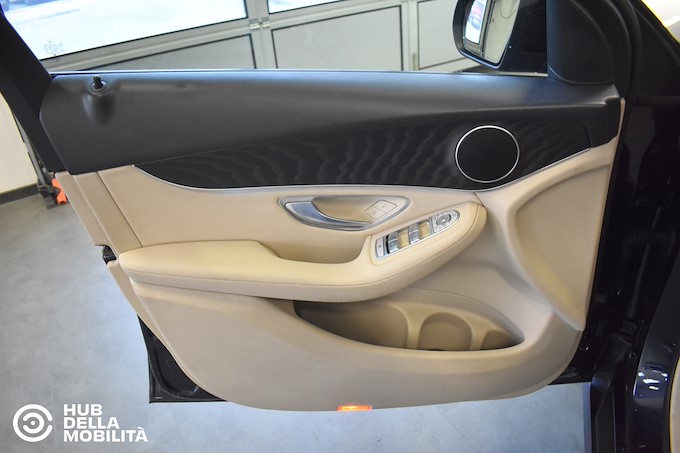 MERCEDES-BENZ GLC 220 d 4Matic Sport